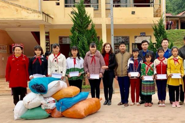 Ban Thường vụ Thành đoàn thành phố Điện Biên Phủ phối hợp tổ chức các hoạt động hướng về Biên cương Tổ quốc tại huyện Mường Nhé.