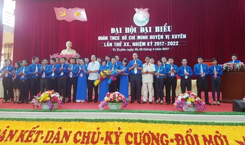 BCH huyện Đoàn Vị Xuyên lần thứ XX, nhiệm kỳ 2017 – 2022 ra mắt Đại hội
