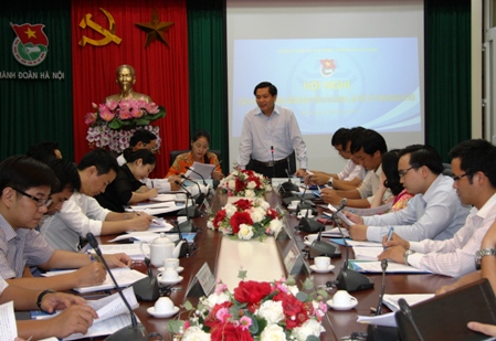 Bí thư Trung ương Đoàn Nguyễn Long Hải phát biểu tại buổi làm việc