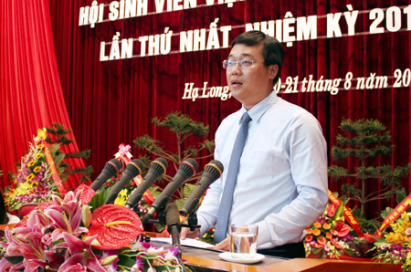 Đ/c Lê Quốc Phong, Bí thư Trung ương Đoàn, Chủ tịch Hội Sinh viên Việt Nam phát biểu chỉ đạo tại Đại hội