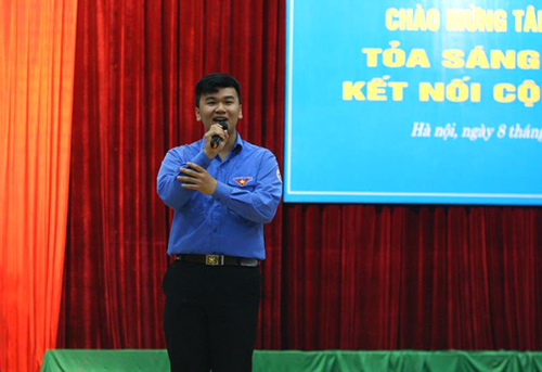 Nguyễn Ngọc Quân tham gia hoạt động chào đón tân sinh viên trường ĐH Công Đoàn