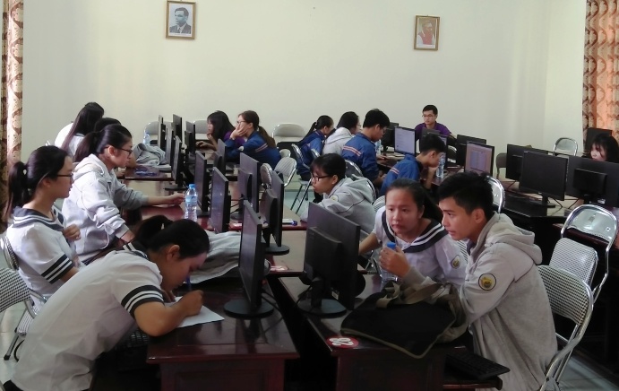 Các thí sinh tham gia cuộc thi Tự hào Việt Nam 2017