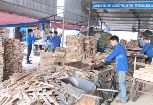 Sản phẩm thanh gỗ của Công ty TNHH Đầu từ và Thương mại Hải Anh đã được sơ chế lại để xuất sang châu Âu