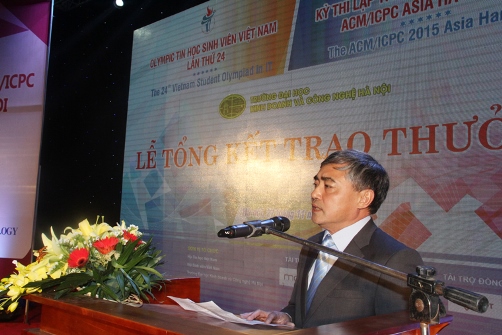 Ông Nguyễn Minh Hồng, Thứ trưởng Bộ TT&TT đánh giá cao công tác tổ chức của BTC cũng như sự nỗ lực của sinh viên. 