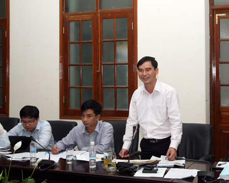 Đồng chí Dương Văn An, Bí thư Trung ương Đoàn, Phó Chủ nhiệm thường trực Ủy ban quốc gia về thanh niên Việt Nam phát biểu tại buổi làm việc