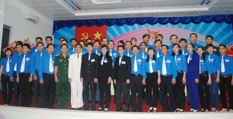 BCH Tỉnh Đoàn Cà Mau khóa IX, nhiệm kỳ 2012 - 2017 ra mắt Đại hội
