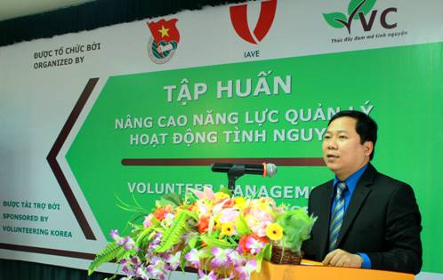 Anh Nguyễn Phi Long phát biểu khai mạc tập huấn