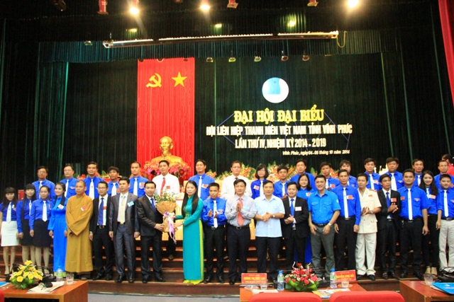 Ra mắt BCH Hội LHTN Việt Nam khóa IV.