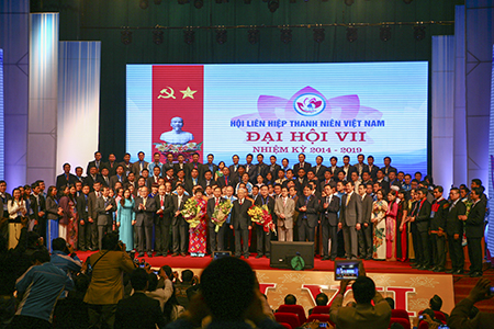 Ra mắt Ủy ban Trung ương Hội LHTN Việt Nam khóa VII nhiệm kỳ 2014-2019.