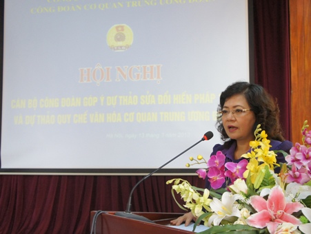 Đ/c Trần Thị Bích Ngọc- Chủ tịch Công đoàn cơ quan phát biểu khai mạc Hội nghị