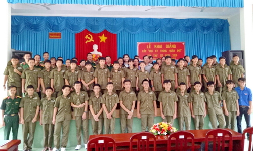  Khai giảng lớp “Học kỳ trong quân đội” lần thứ 3 năm 2016 