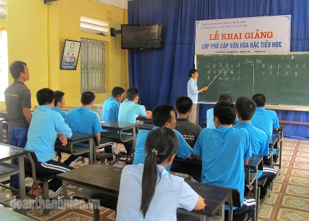 Học viên tham gia giờ học tại Trung tâm giáo dục Lao động xã hội Hải Phòng