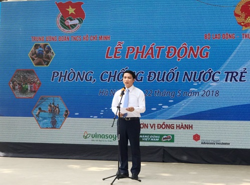 Đồng chí Nguyễn Ngọc Lương - Bí thư BCH Trung ương Đoàn phát biểu tại lễ phát động