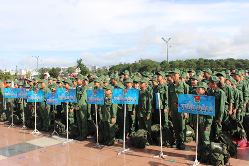 Chương trình “Học kỳ quân đội - Lớp sơ cấp bộ binh năm 2016” tại Lâm Đồng