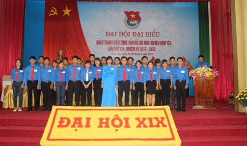 Ban Chấp hành huyện Đoàn Hàm Yên khóa XIX, nhiệm kỳ 2017 - 2022 ra mắt đại hội