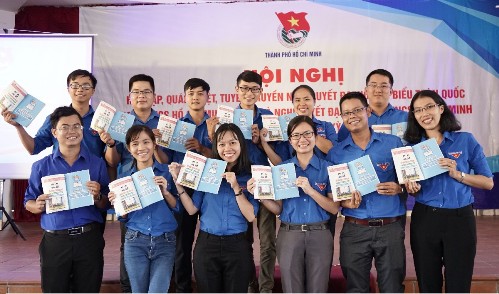 Các học viên phấn khởi với lớp học