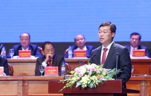 Đồng chí Lê Quốc Phong phát biểu tại Đại hội