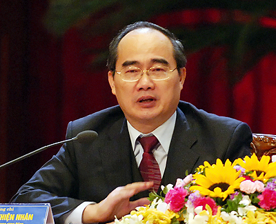 Phó Thủ tướng Nguyễn Thiện Nhân trả lời tại buổi đối thoại