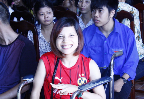 Dù ngồi xe lăn, Trần Thị Quế hi vọng sau khi khóa học này sẽ tìm được việc làm phù hợp