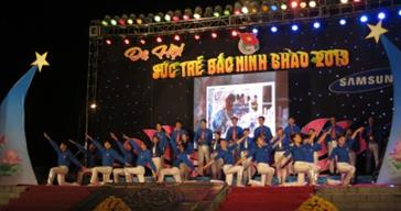 Chương trình nghệ thuật “Sức trẻ Bắc Ninh chào 2013”