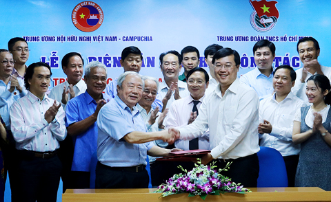 Tăng cường các hoạt động hữu nghị giữa thanh thiếu nhi Việt Nam và Campuchia