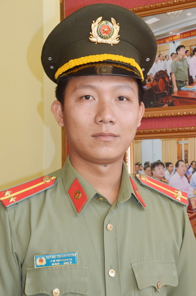 Trung úy Huỳnh Thanh Phong