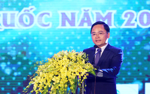 Bí thư Trung ương Đoàn TNCS Hồ Chí Minh Nguyễn Anh Tuấn phát biểu tại chương trình
