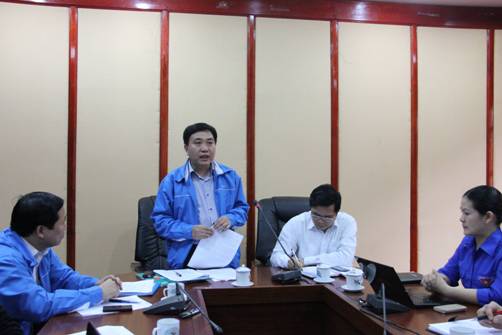 Đồng chí Nguyễn Mạnh Dũng-  Bí thư Trung ương Đoàn phát biểu tại buổi làm việc