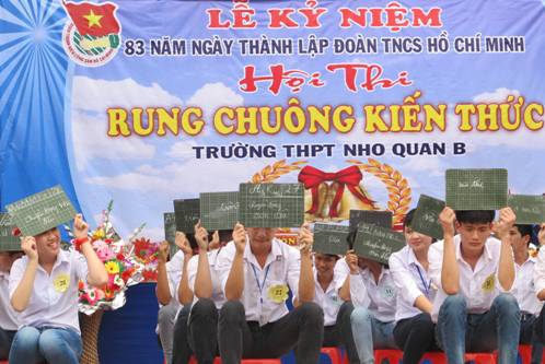  Hội thi “Rung chuông kiến thức” tại Trường THPT Nho Quan B năm 2014