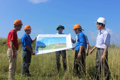 Đoàn công tác khảo sát xây dựng Cột cờ trên đảo Bạch Long Vĩ
