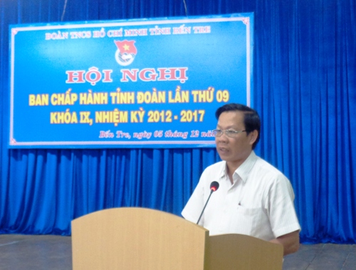 Đồng chí Phan Văn Mãi – Phó Bí thư Tỉnh ủy phát biểu chỉ đạo Hội nghị