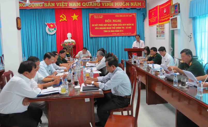 Cà Mau: Hội nghị sơ kết phối hợp hoạt động giữa Bộ Chỉ huy quân sự với 6 ngành đoàn thể chính trị - xã hội tỉnh năm 2014