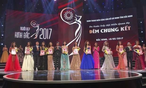 Nguyễn Thị Hồng Ngọc (SBD 079) đạt Danh hiệu “Người đẹp Kinh Bắc - Năm 2017” thứ Nhất