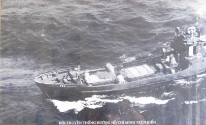 Con tàu huyện thoại đường Hồ Chí Minh trên biển- Ảnh tư liệu ông Phong cung cấp