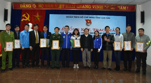 Các tác giả đạt giải Cuộc thi viết “Tuổi trẻ Lào Cai học tập và làm theo tư tưởng, đạo đức, phong cách Hồ Chí Minh” 