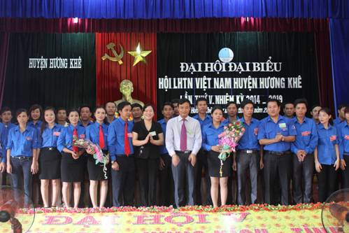 Ra mắt Ủy ban Hội LHTN Việt Nam huyện Hương Khê khóa V