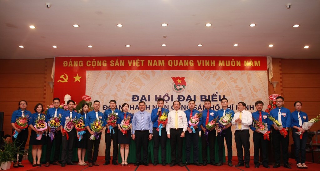 BCH Đoàn TNCS Hồ Chí Minh nhiệm kỳ ra mắt tại Đại hội