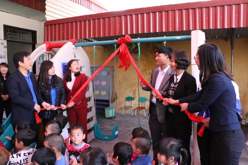 Khánh thành công trình thanh niên “Sân chơi thiếu nhi” tại trường Mầm non thôn 9, xã Chính Mỹ, huyện Thủy Nguyên