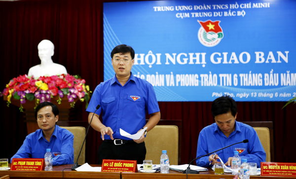 Đồng chí Lê Quốc Phong, Bí thư thứ nhất BCH TƯ Đoàn phát biểu kết luận tại hội nghị