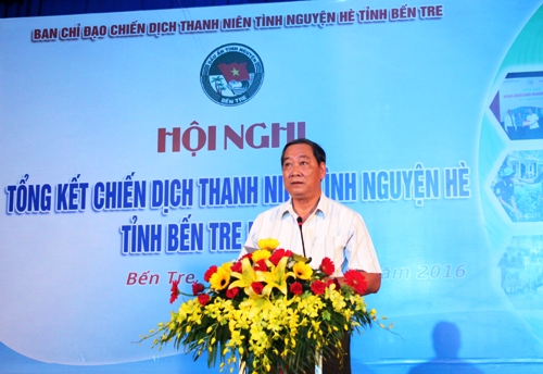 Đồng chí Nguyễn Hữu Phước - Phó Chủ tịch UBND tỉnh, Trưởng Ban Chỉ đạo Chiến dịch TNTN hè tỉnh phát biểu chỉ đạo tại hội nghị