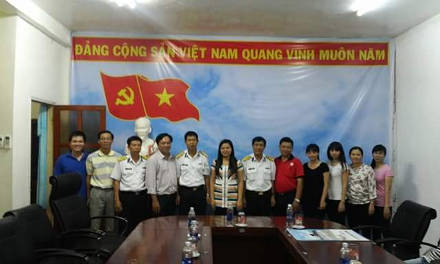 Đoàn đại biểu Tỉnh Đoàn An Giang đền thăm và chúc Tết cán bộ, chiến sĩ Phòng Kỹ thuật Vùng V Hải quân tại huyện đảo Phú Quốc, Kiên Giang.