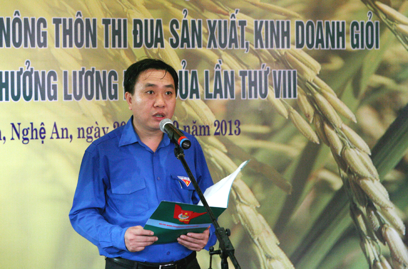 Đồng chí Nguyễn Mạnh Dũng, Bí thư Trung ương Đoàn phát biểu tại lễ phát động