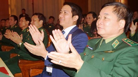 Trung tướng Hoàng Xuân Chiến và Bí thư T.Ư Đoàn Nguyễn Ngọc Lương cùng nhiều đại biểu đã tham dự lễ tuyên dương