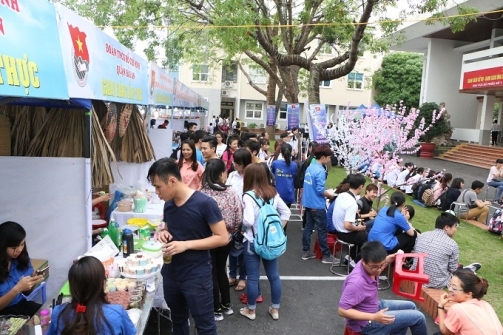 Hơn 2000 đoàn viên thanh niên tham gia Ngày hội “Hiến kế tặng đoàn” và tham quan các gian hàng