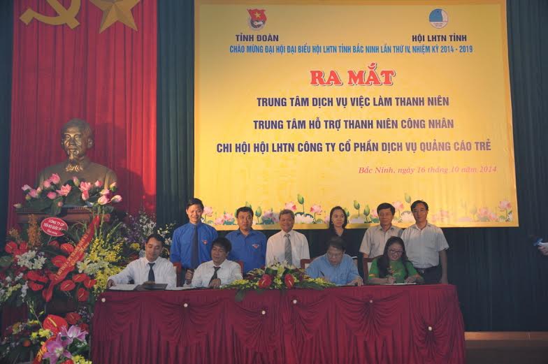 Trung tâm Dịch vụ việc làm thanh niên, Chi hội LHTN Công ty cổ phần quảng cáo trẻ Bắc Ninh đã ký kết hợp đồng nguyên tắc đầu tiên với Công ty cổ phần Tiến bộ Quốc tế AIC và Công ty TNHH Giang Nam dưới sự chứng kiến của lãnh đạo TW Đoàn, Tỉnh Đoàn.
