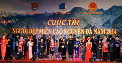 27 thí sinh vào Chung kết với phần thi trang phục dân tộc