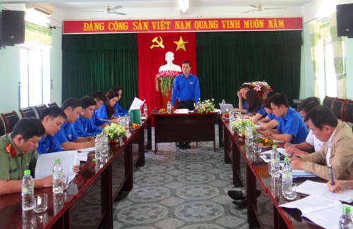  Đồng chí Bùi Quang Huy - Bí thư BCH Trung ương Đoàn làm việc với Ban Thường vụ Tỉnh đoàn Quảng Nam