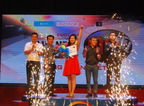 Thí sinh Lê Hương Giang, team HLC MC Công Tố dành chiến thắng thuyết phục