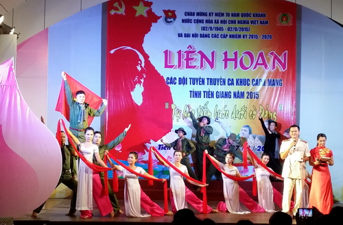 Tiết mục tham dự Liên hoan 