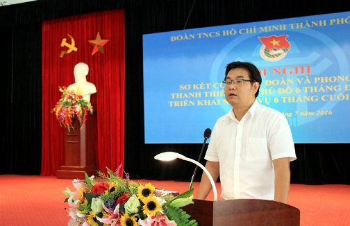 Đồng chí Nguyễn Văn Thắng, UVTV Trung ương Đoàn, Thành ủy viên, Bí thư Thành đoàn Hà Nội phát biểu tại Hội nghị